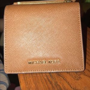 Michael kors wallet